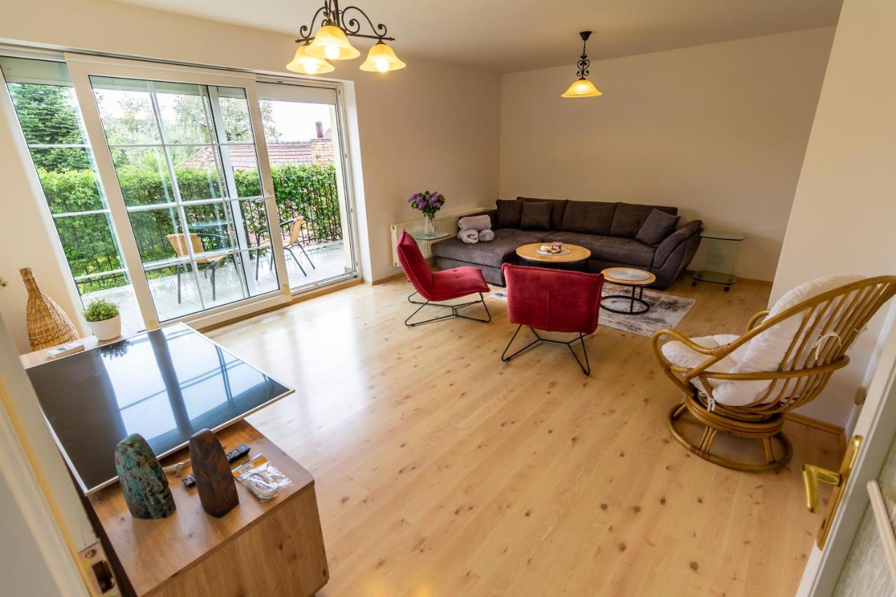 Apartmanovy Dum Vilémovice エクステリア 写真