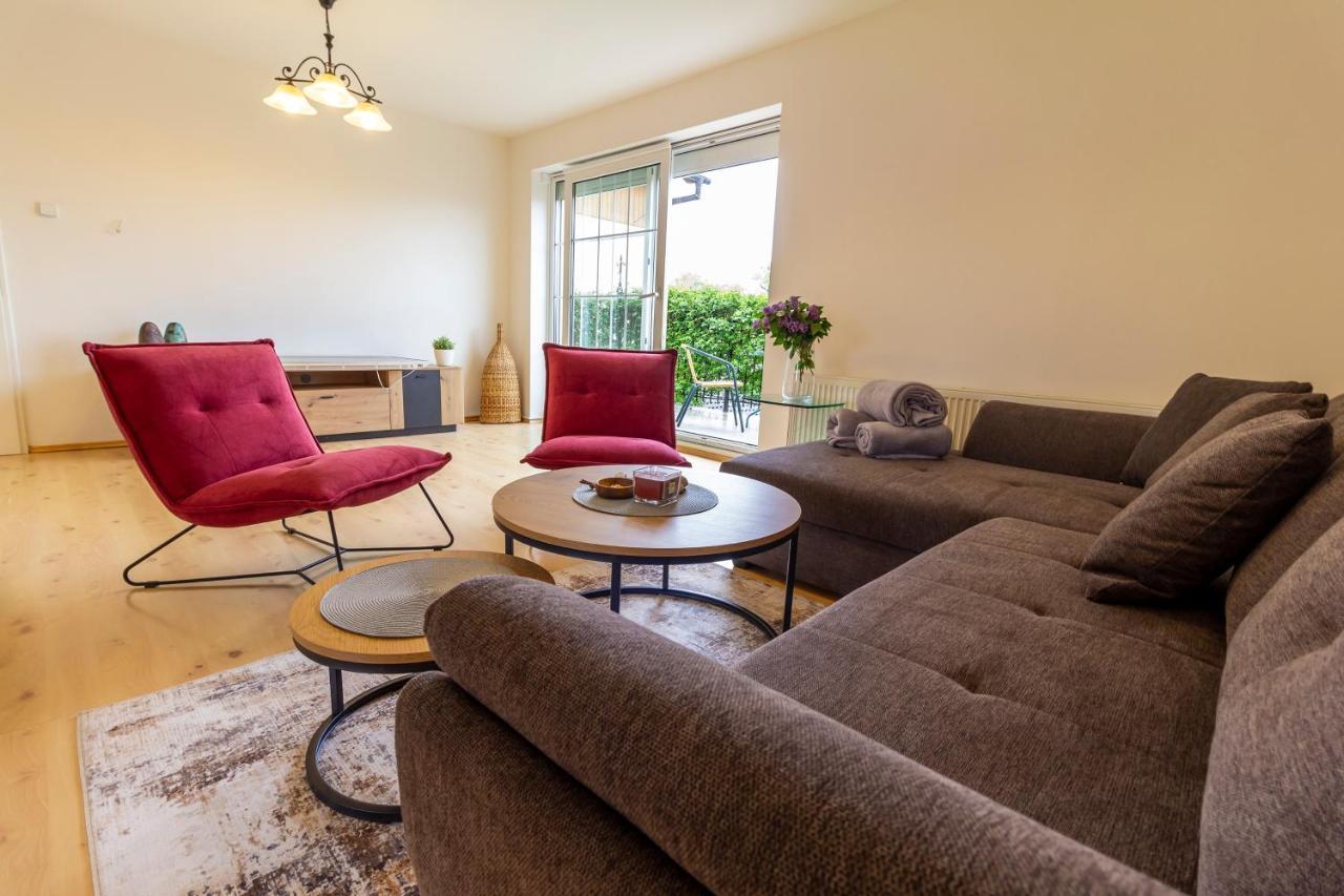 Apartmanovy Dum Vilémovice エクステリア 写真