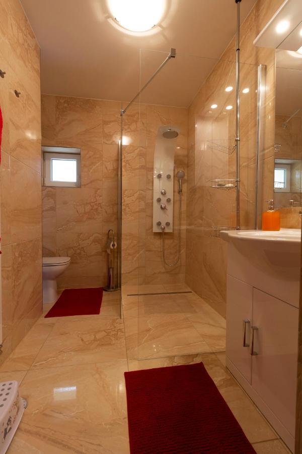 Apartmanovy Dum Vilémovice エクステリア 写真